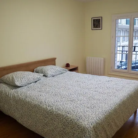 L'unesco Perret Bel De 3 Avec Vue Sur Le Port Appartement Le Havre